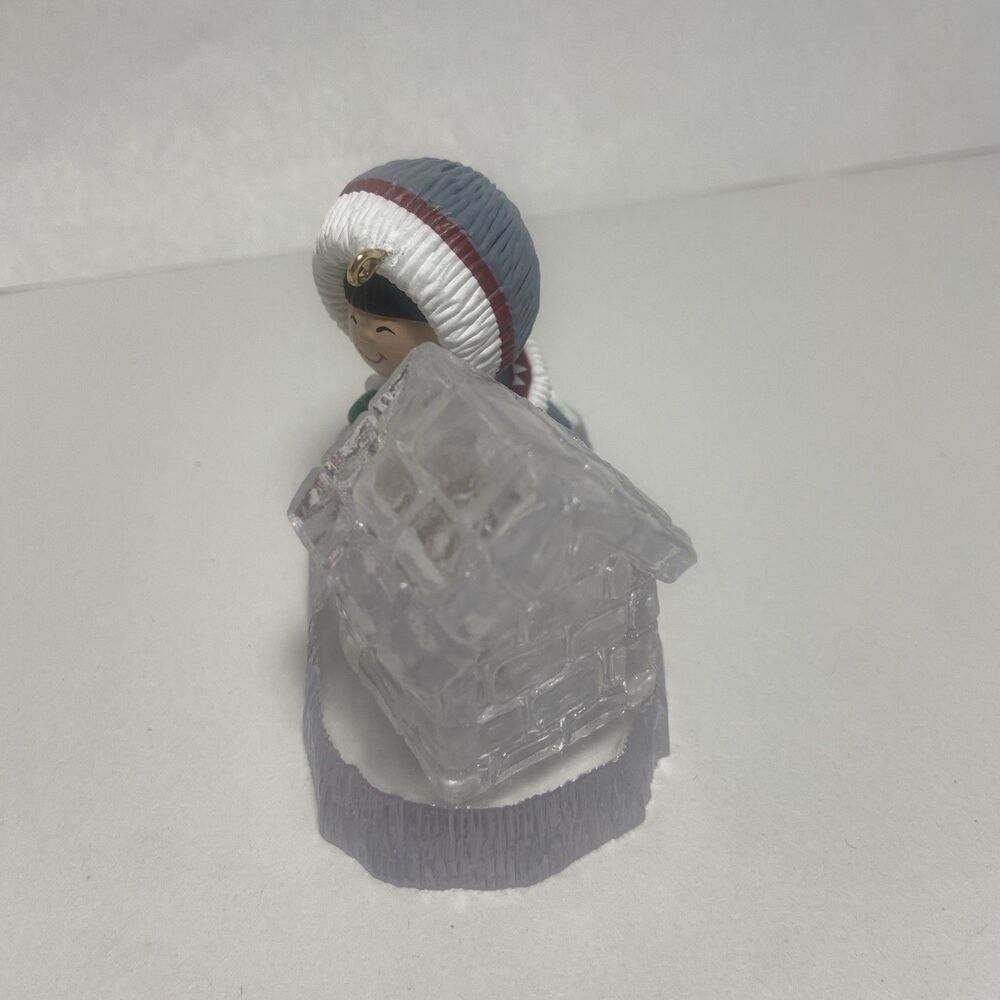 Hallmark 1993 Frosty Friends #14 Doghouse Husky Keepsake Ornament - Picture 6 of 8